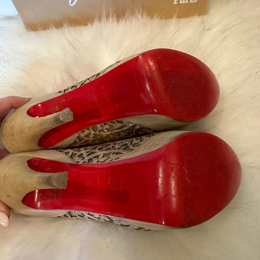 Christian Louboutin Beige Lace Peep-Toe Pumps with Red Soles - Picture 11 of 14